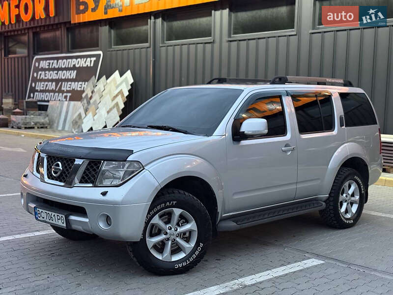 Внедорожник / Кроссовер Nissan Pathfinder 2007 в 