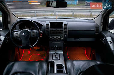 Внедорожник / Кроссовер Nissan Pathfinder 2007 в 