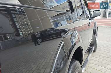 Внедорожник / Кроссовер Nissan Pathfinder 2006 в 