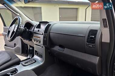 Внедорожник / Кроссовер Nissan Pathfinder 2006 в 