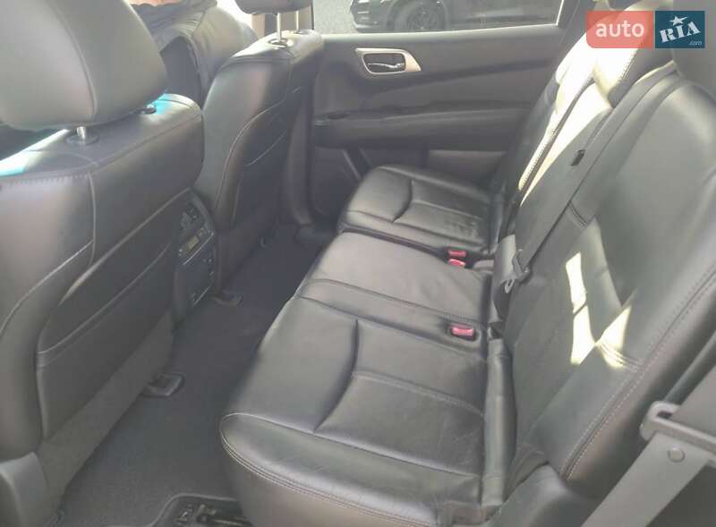 Позашляховик / Кросовер Nissan Pathfinder 2013 в Києві фото 2 Позашляховик / Кросовер Nissan Pathfinder 2013 в Києві