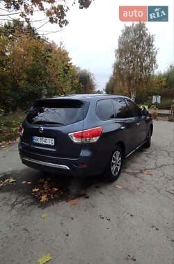 Внедорожник / Кроссовер Nissan Pathfinder 2014 в 