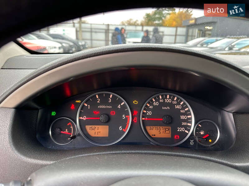 Позашляховик / Кросовер Nissan Pathfinder 2005 в Києві фото 11 Позашляховик / Кросовер Nissan Pathfinder 2005 в Києві