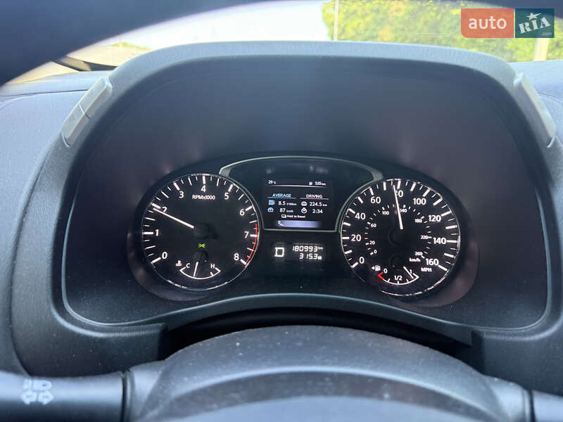 Внедорожник / Кроссовер Nissan Pathfinder 2015 в Львове