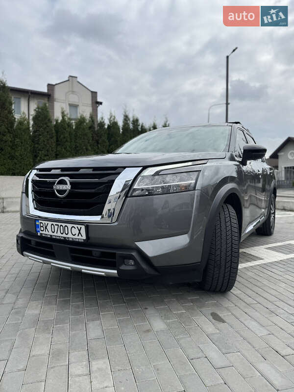 Внедорожник / Кроссовер Nissan Pathfinder 2022 в Ровно фото 8 Внедорожник / Кроссовер Nissan Pathfinder 2022 в Ровно