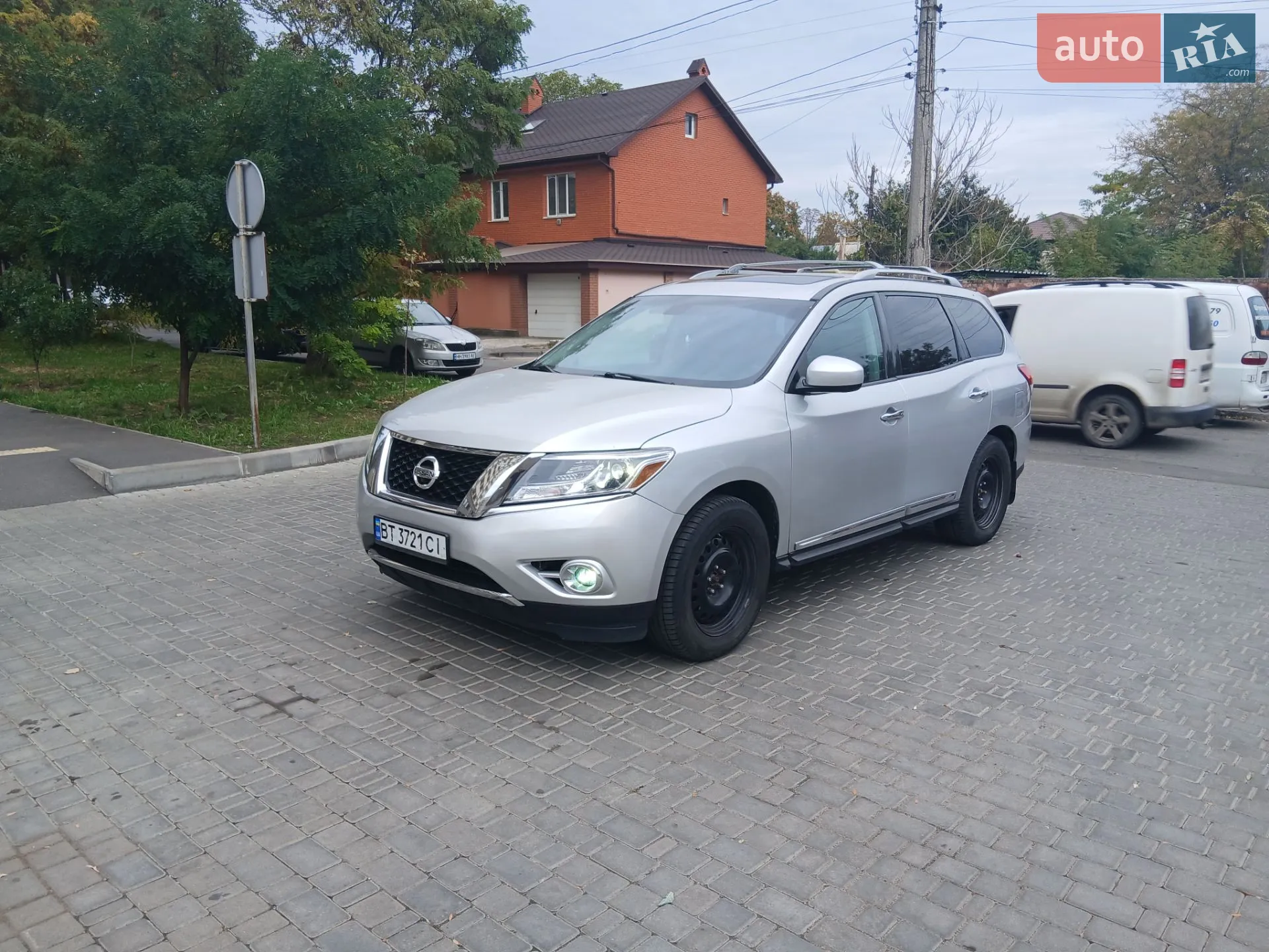 2015 Nissan Pathfinder - фото 1