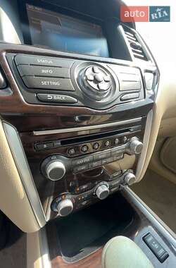 Позашляховик / Кросовер Nissan Pathfinder 2013 в  фото 17 Позашляховик / Кросовер Nissan Pathfinder 2013 в
