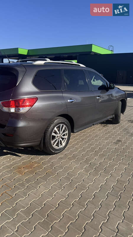 Внедорожник / Кроссовер Nissan Pathfinder 2014 в Стрые фото 6 Внедорожник / Кроссовер Nissan Pathfinder 2014 в Стрые
