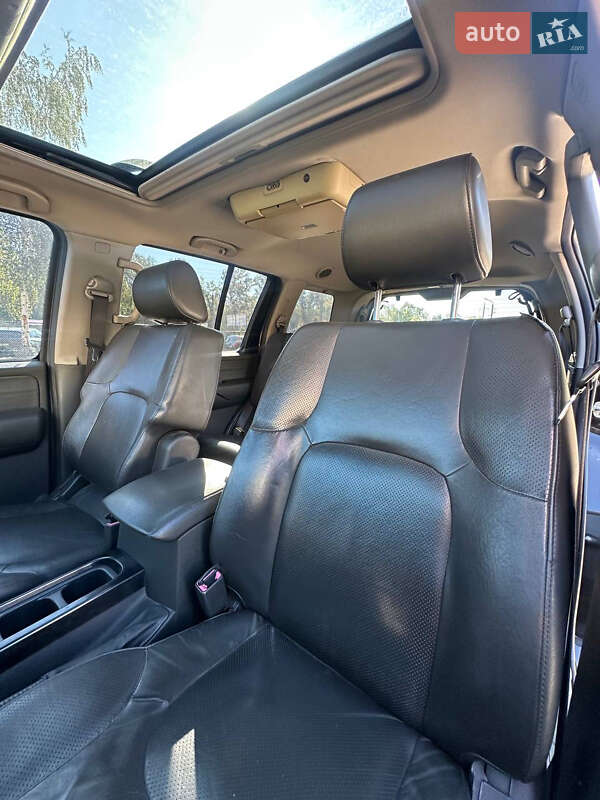 Позашляховик / Кросовер Nissan Pathfinder 2007 в Полтаві