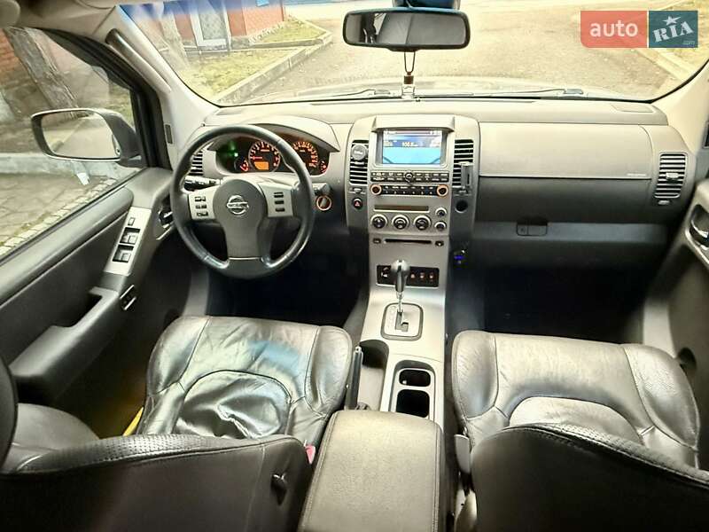 Позашляховик / Кросовер Nissan Pathfinder 2006 в Дніпрі
