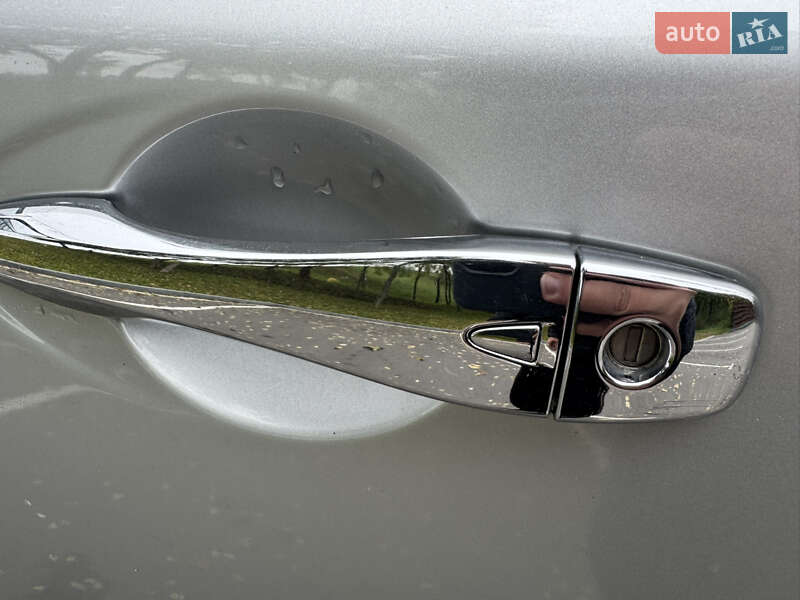 Внедорожник / Кроссовер Nissan Pathfinder 2016 в Киеве