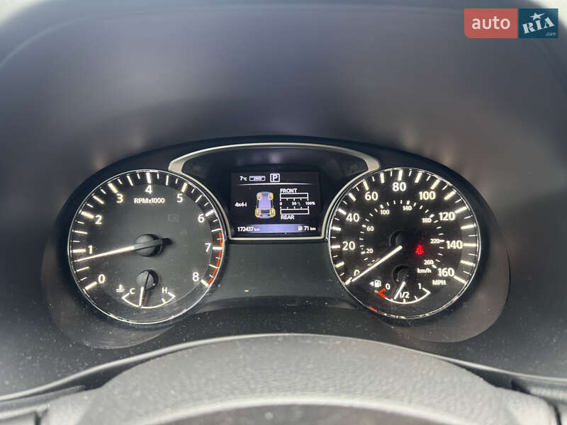 Внедорожник / Кроссовер Nissan Pathfinder 2016 в Киеве