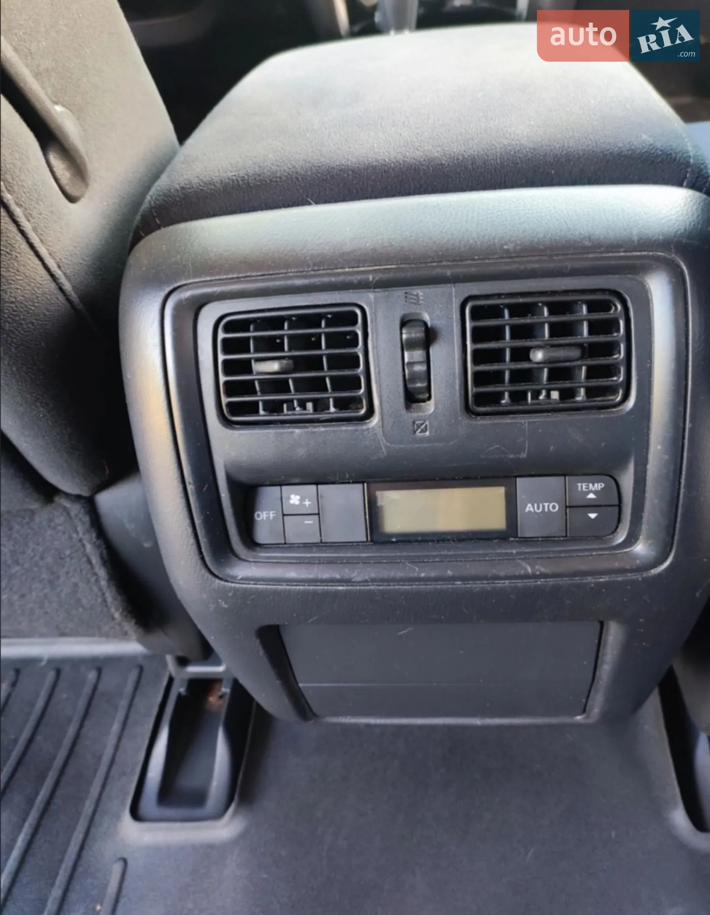2015 Nissan Pathfinder - мініатюра 14