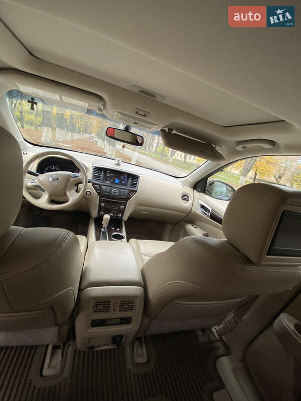 Внедорожник / Кроссовер Nissan Pathfinder 2014 в Кропивницком