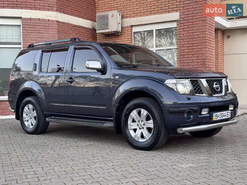Позашляховик / Кросовер Nissan Pathfinder 2006 в Одесі