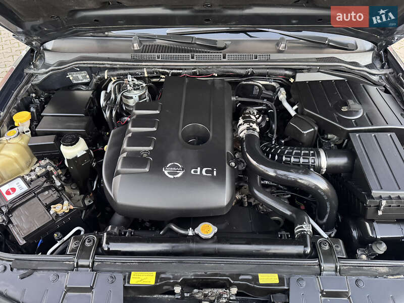 Позашляховик / Кросовер Nissan Pathfinder 2006 в Одесі