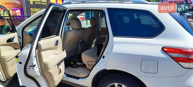 Внедорожник / Кроссовер Nissan Pathfinder 2013 в Николаеве