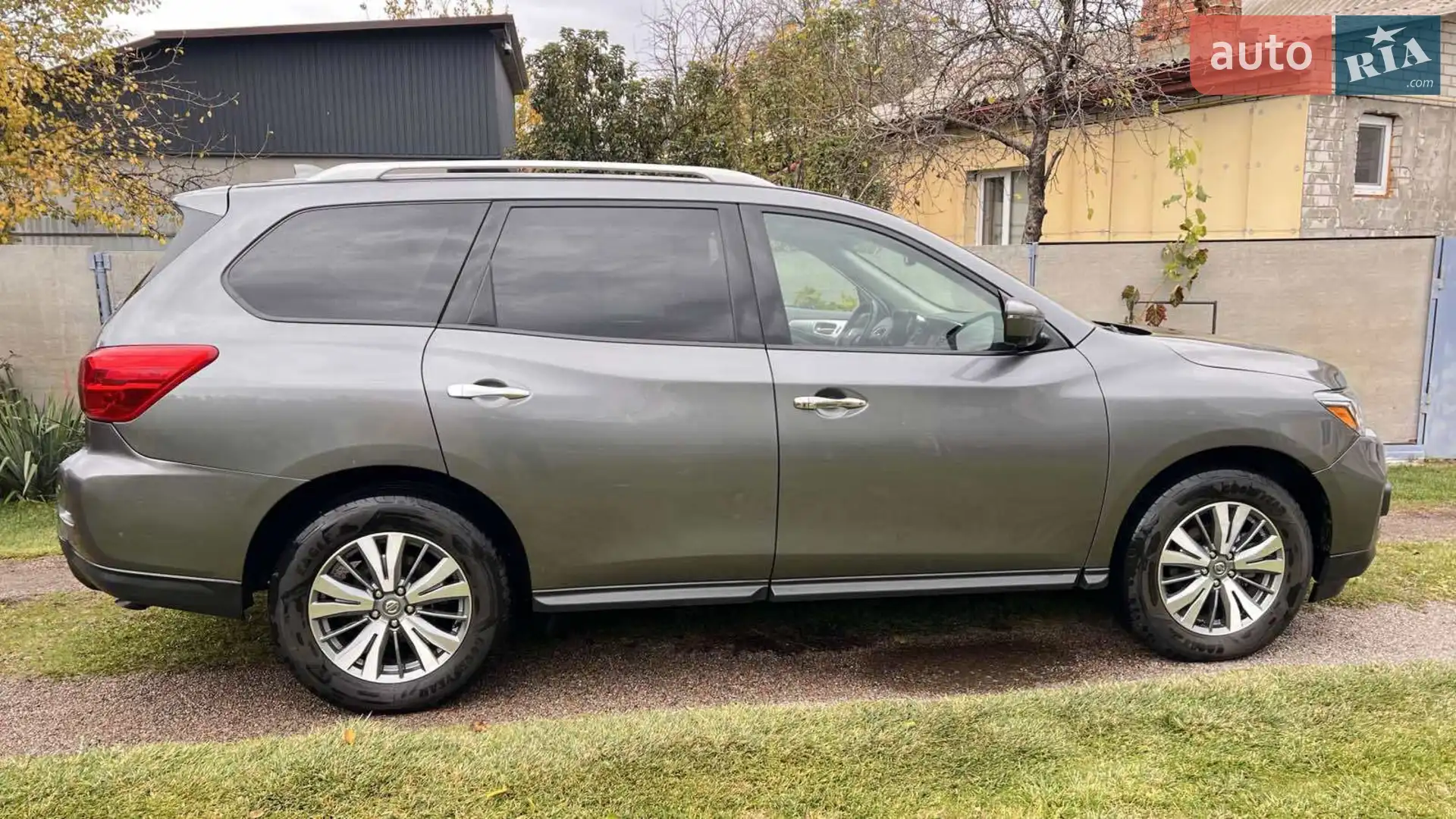 2019 Nissan Pathfinder - мініатюра 25