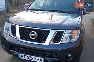 Внедорожник / Кроссовер Nissan Pathfinder 2013 в Ивано-Франковске