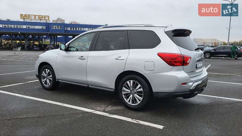 Позашляховик / Кросовер Nissan Pathfinder 2019 в Києві