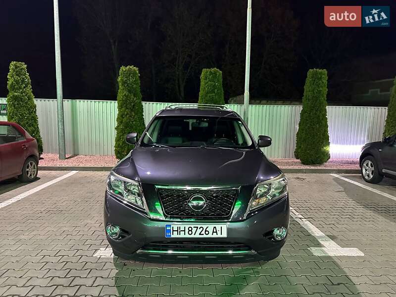 Внедорожник / Кроссовер Nissan Pathfinder 2014 в Одессе