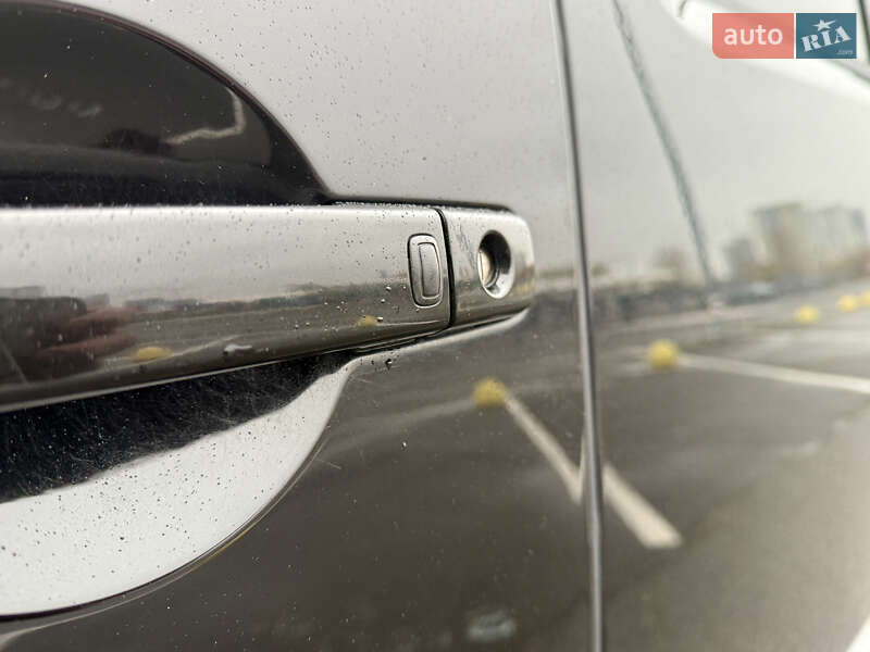 Внедорожник / Кроссовер Nissan Pathfinder 2011 в Киеве