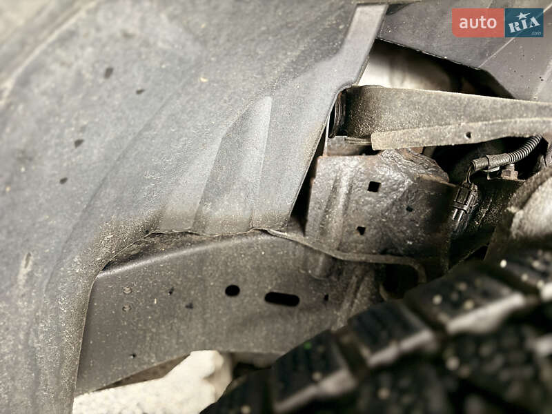 Внедорожник / Кроссовер Nissan Pathfinder 2011 в Киеве