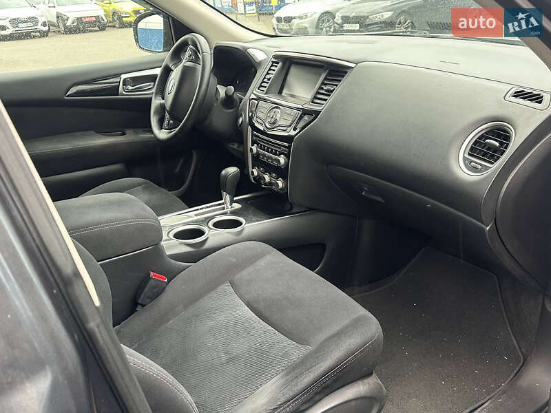 Внедорожник / Кроссовер Nissan Pathfinder 2014 в Киеве