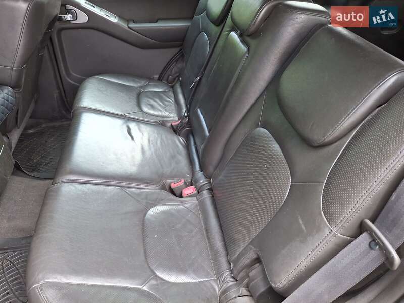 Внедорожник / Кроссовер Nissan Pathfinder 2005 в Киеве