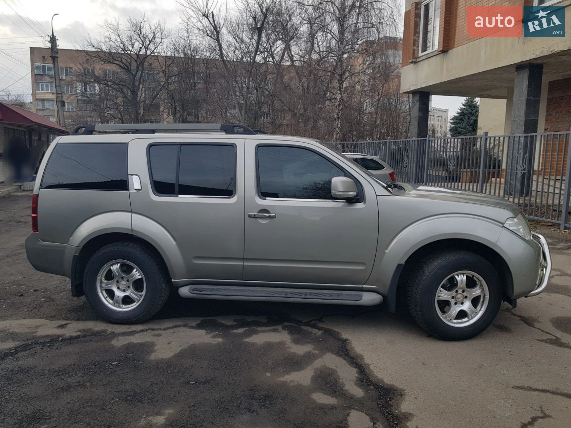 2011 Nissan Pathfinder - мініатюра 2
