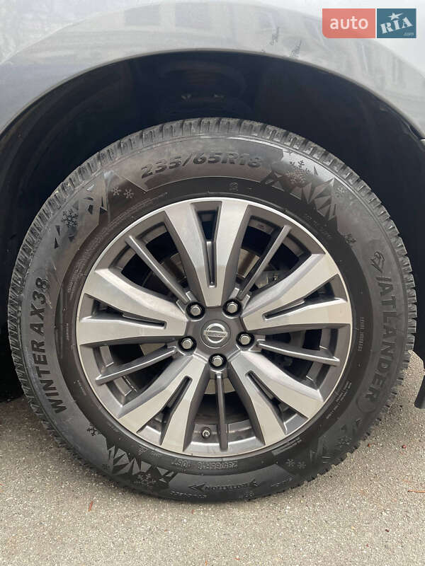 Внедорожник / Кроссовер Nissan Pathfinder 2016 в Киеве