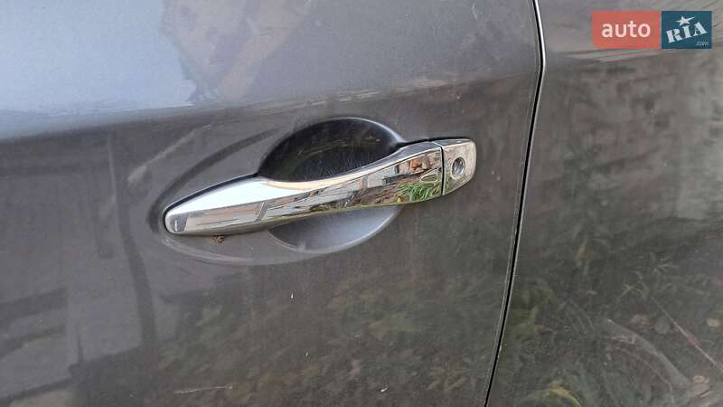 Внедорожник / Кроссовер Nissan Pathfinder 2015 в Киеве