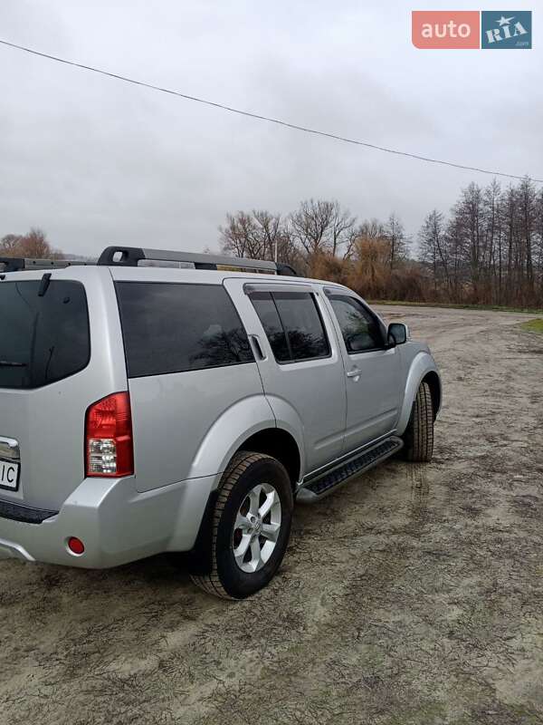 Внедорожник / Кроссовер Nissan Pathfinder 2012 в Богодухове фото 3 Внедорожник / Кроссовер Nissan Pathfinder 2012 в Богодухове