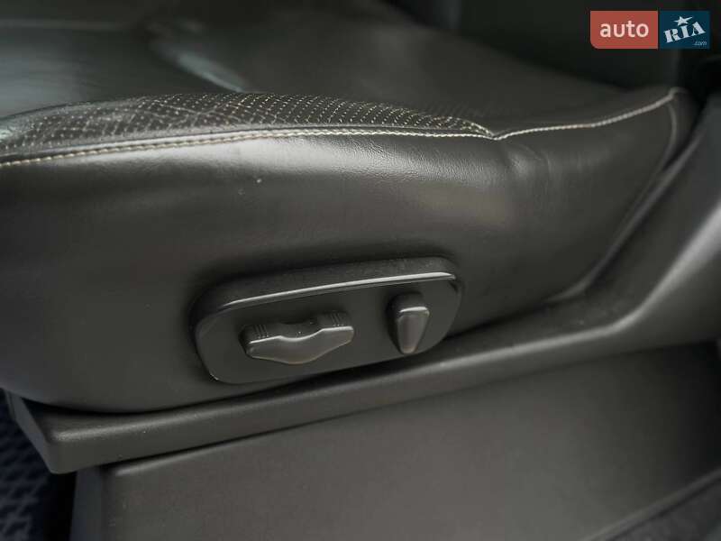 Внедорожник / Кроссовер Nissan Pathfinder 2013 в Одессе