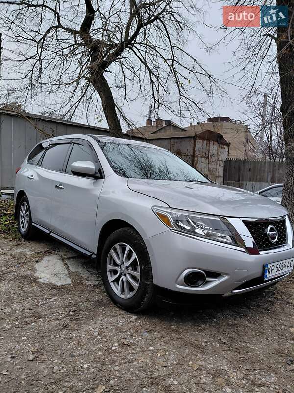Внедорожник / Кроссовер Nissan Pathfinder 2014 в Запорожье фото 16 Внедорожник / Кроссовер Nissan Pathfinder 2014 в Запорожье