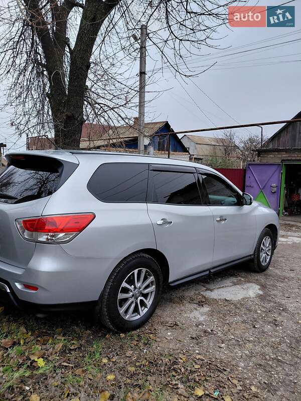 Внедорожник / Кроссовер Nissan Pathfinder 2014 в Запорожье фото 26 Внедорожник / Кроссовер Nissan Pathfinder 2014 в Запорожье