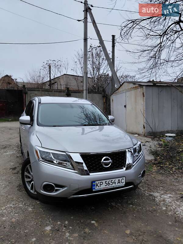 Внедорожник / Кроссовер Nissan Pathfinder 2014 в Запорожье фото 30 Внедорожник / Кроссовер Nissan Pathfinder 2014 в Запорожье