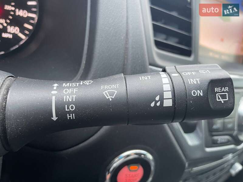 Позашляховик / Кросовер Nissan Pathfinder 2016 в Києві