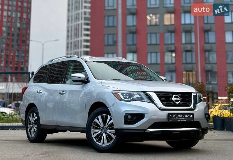 Внедорожник / Кроссовер Nissan Pathfinder 2019 в Киеве фото Внедорожник / Кроссовер Nissan Pathfinder 2019 в Киеве
