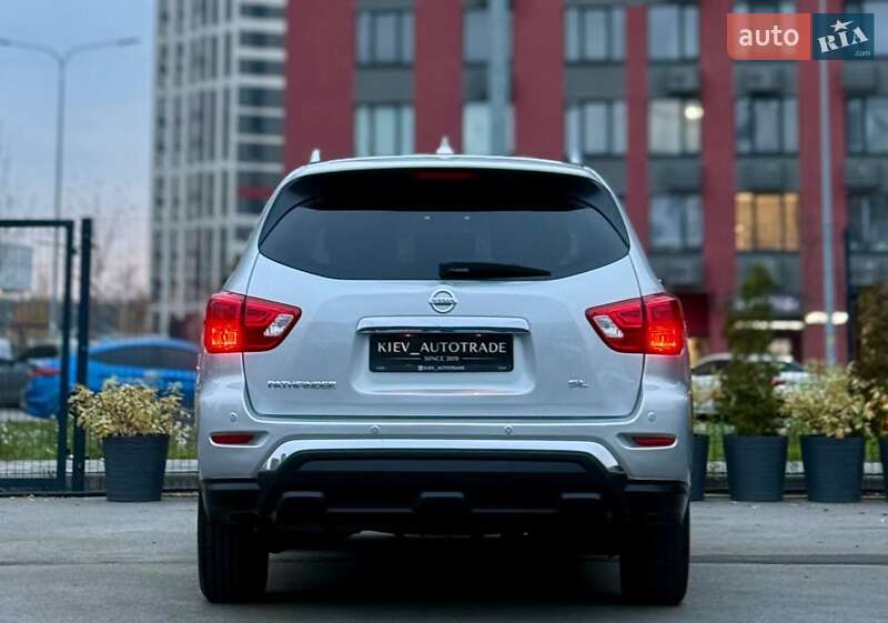 Внедорожник / Кроссовер Nissan Pathfinder 2019 в Киеве фото 12 Внедорожник / Кроссовер Nissan Pathfinder 2019 в Киеве