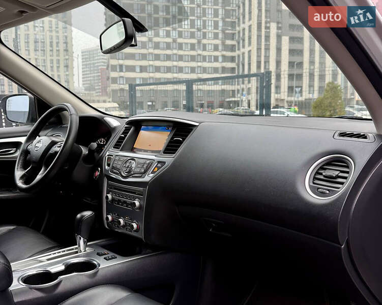 Внедорожник / Кроссовер Nissan Pathfinder 2019 в Киеве фото 37 Внедорожник / Кроссовер Nissan Pathfinder 2019 в Киеве
