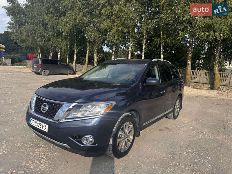 Nissan Pathfinder 2016