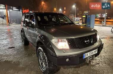 Позашляховик / Кросовер Nissan Pathfinder 2005 в Харкові