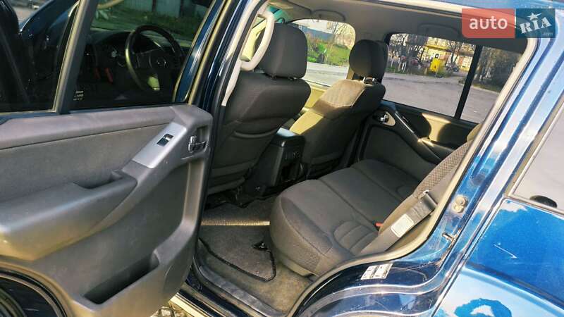 Позашляховик / Кросовер Nissan Pathfinder 2008 в Дубні