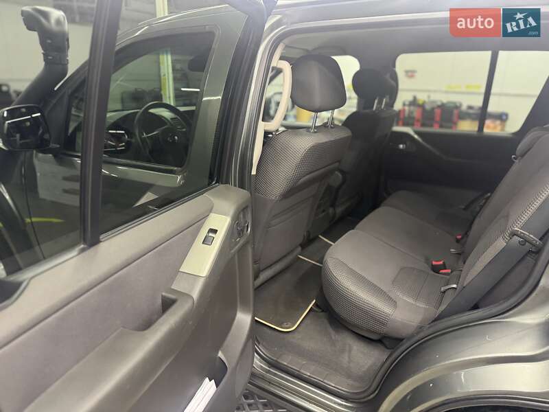 Внедорожник / Кроссовер Nissan Pathfinder 2009 в Луцке фото 8 Внедорожник / Кроссовер Nissan Pathfinder 2009 в Луцке