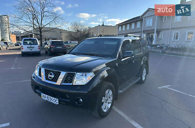Внедорожник / Кроссовер Nissan Pathfinder 2006 в Киеве