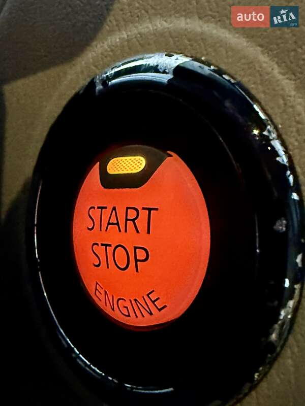 Внедорожник / Кроссовер Nissan Pathfinder 2016 в Ужгороде фото 9 Внедорожник / Кроссовер Nissan Pathfinder 2016 в Ужгороде