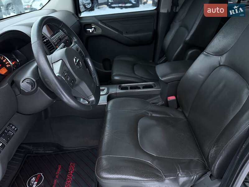 Внедорожник / Кроссовер Nissan Pathfinder 2007 в Харькове
