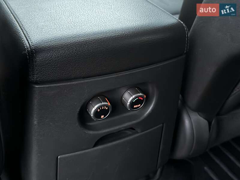 Внедорожник / Кроссовер Nissan Pathfinder 2007 в Харькове