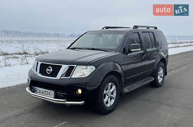 Внедорожник / Кроссовер Nissan Pathfinder 2010 в Каменке